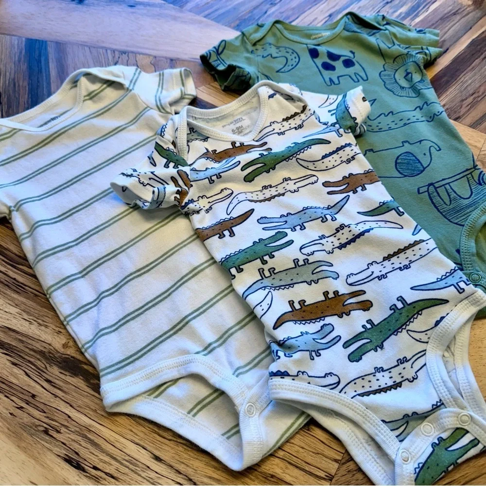 Carter's Green and White Bodysuits